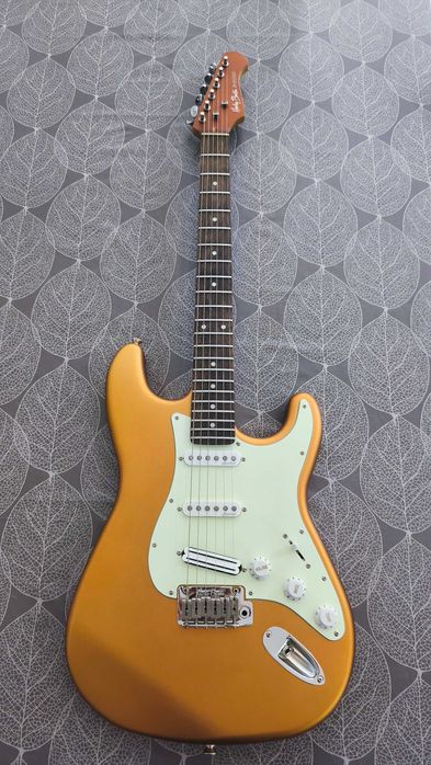 Guitarra HB Stratocaster