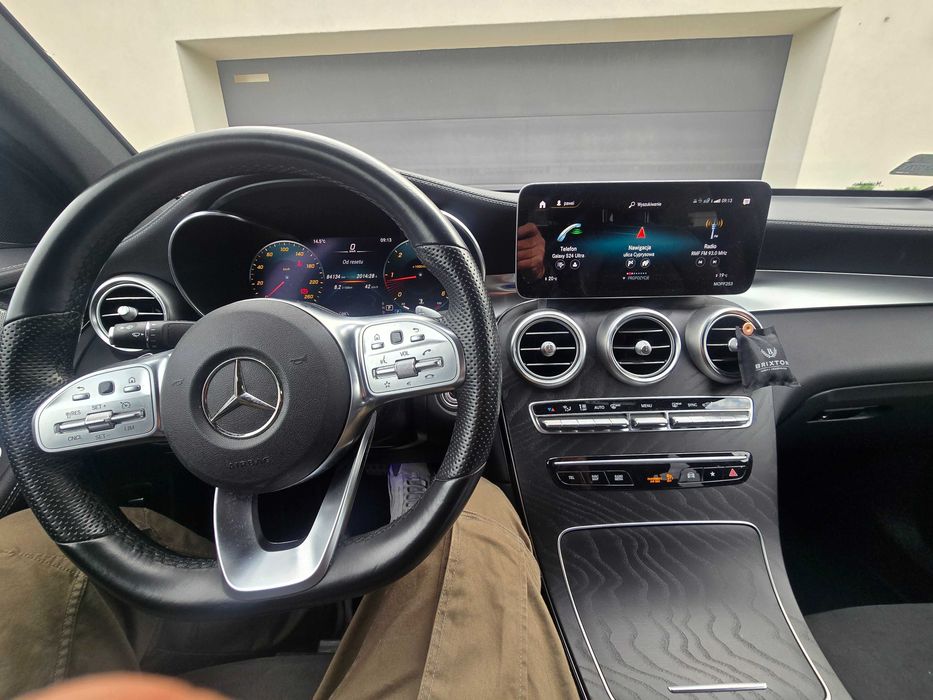 sprzedam Mercedes Benz GLC  220d 4MATIC Coupe 2019r.