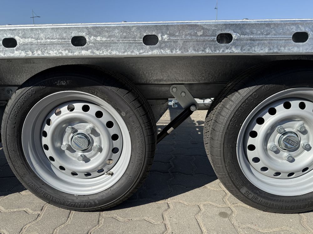 Laweta trzyosiowa na 2 Auta Temared Car 8.5x2.1 o DMC:3.5T LOHRY ALU
