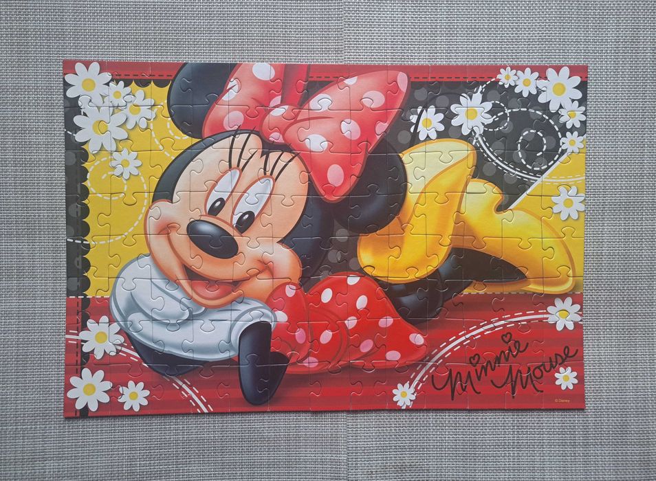 Puzzle WESOŁA MINNIE 16193 TREFL 100 el.