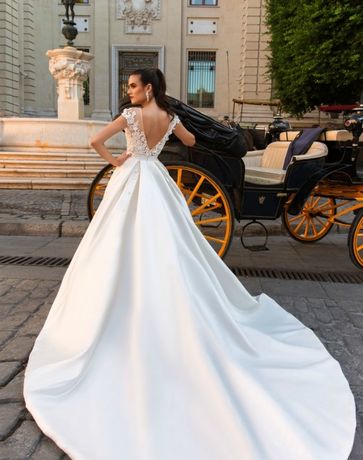 Весільна сукня Crystal Design Milora