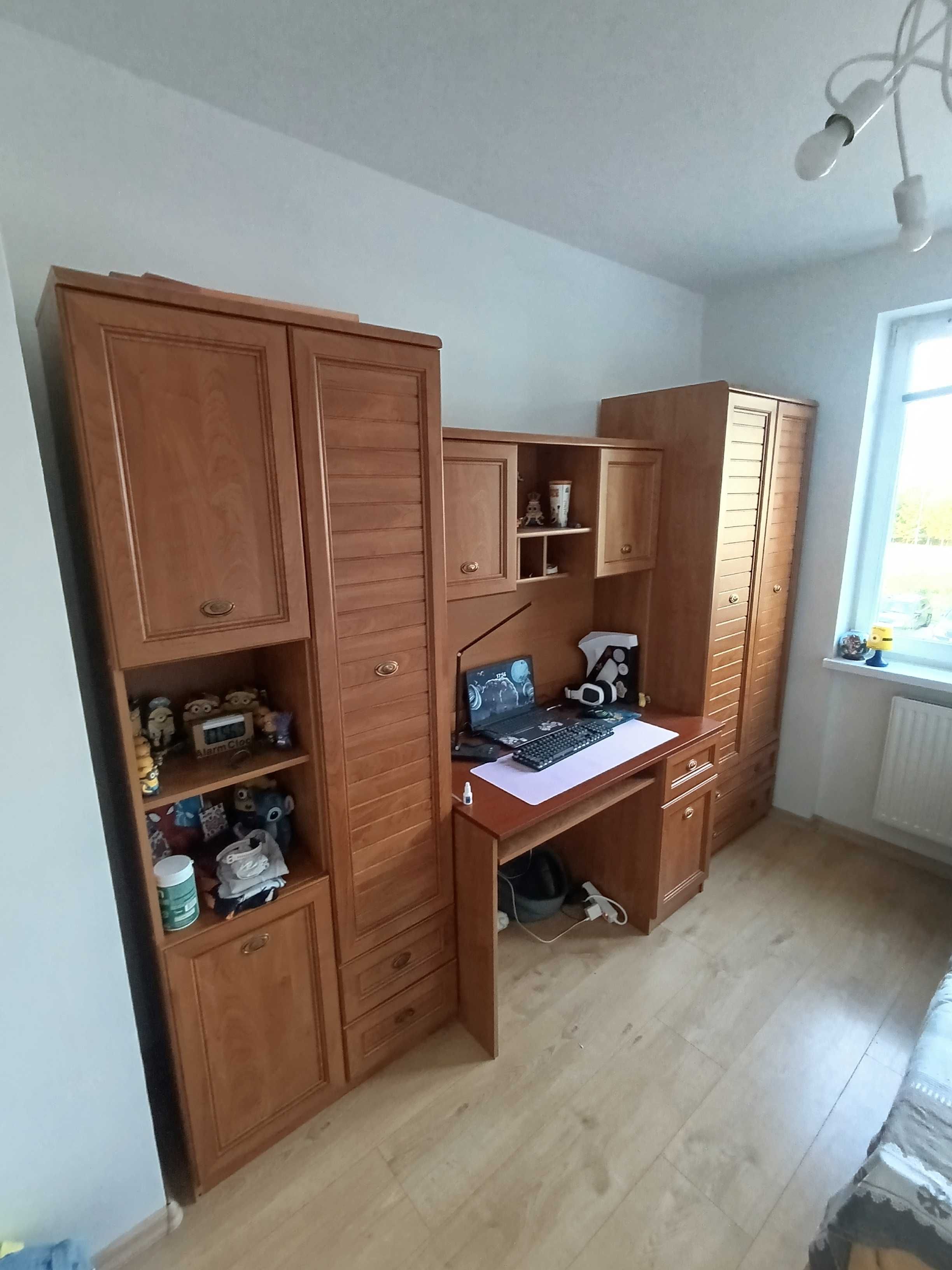 Sprzedam komplet mebli do pokoju dziecięcego
