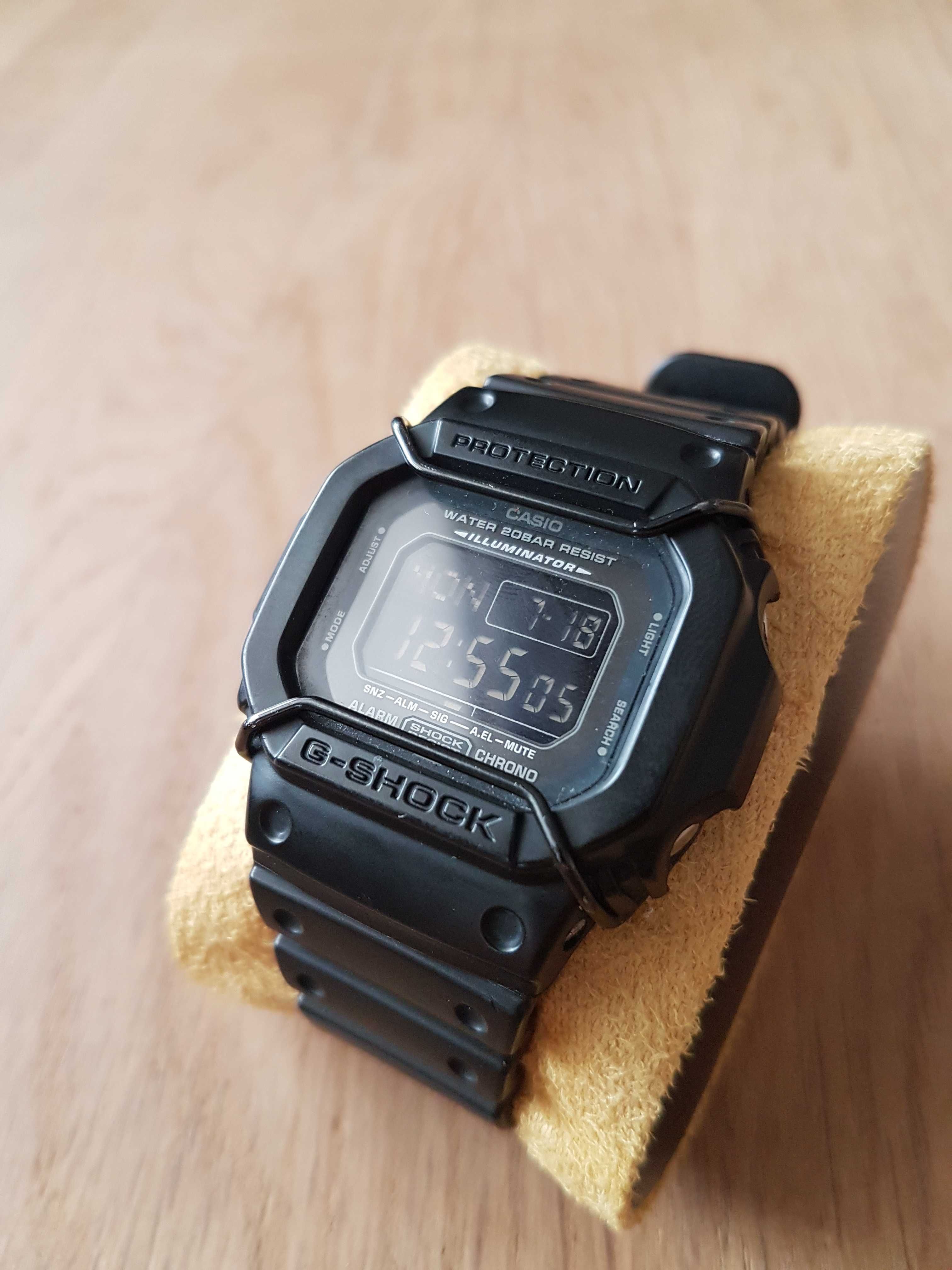 Casio G-SHOCK DW-D5600P Czarny