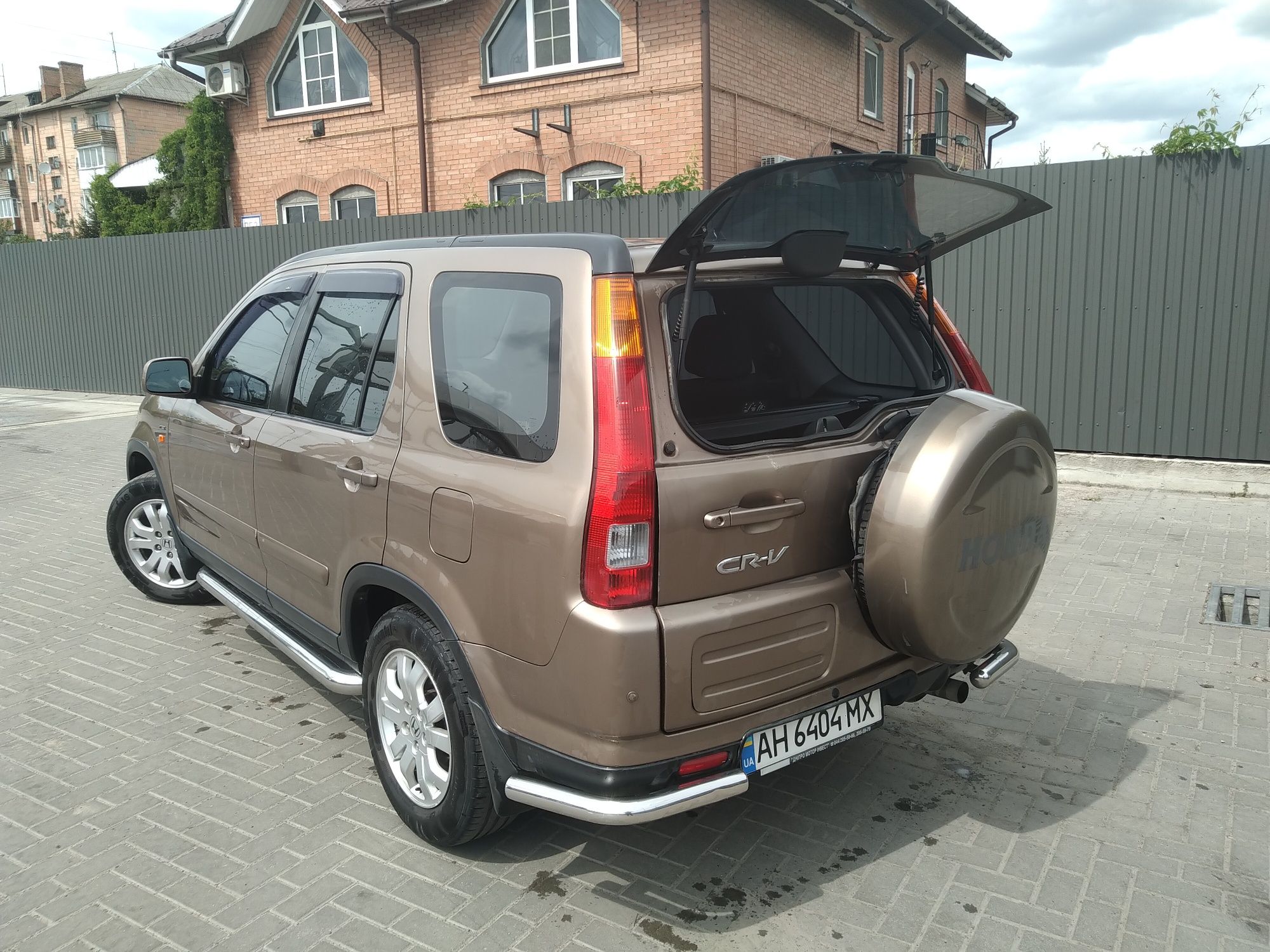 Продам Honda CRV, автомат, 2003г. бензин 2.0