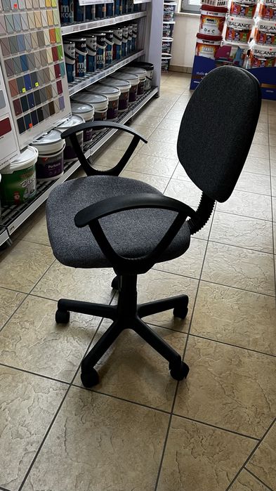 Krzesło biurowe młodzieżowe