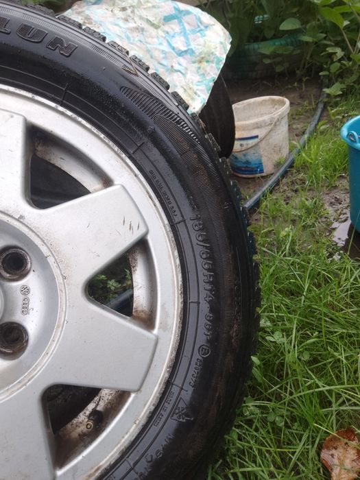 Продам титани різні