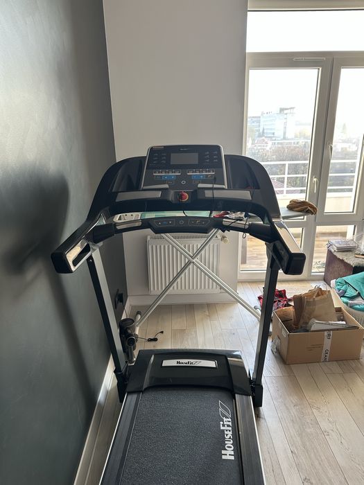 Бігова доріжка Housefit HT 9168 HP