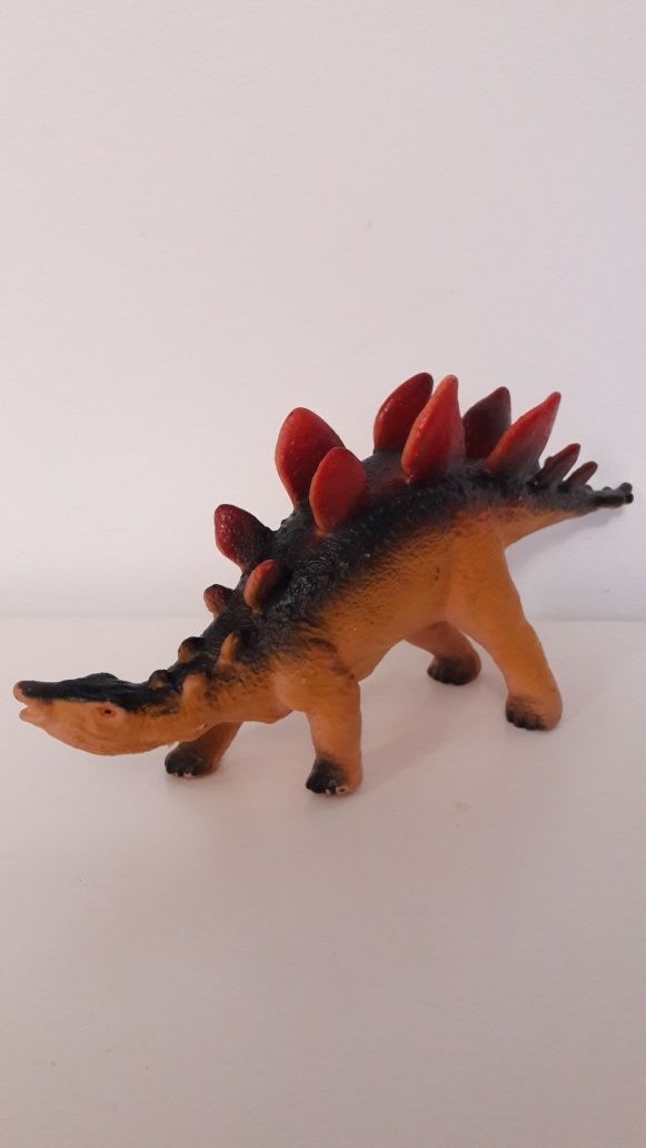 Gumowe dinozaury