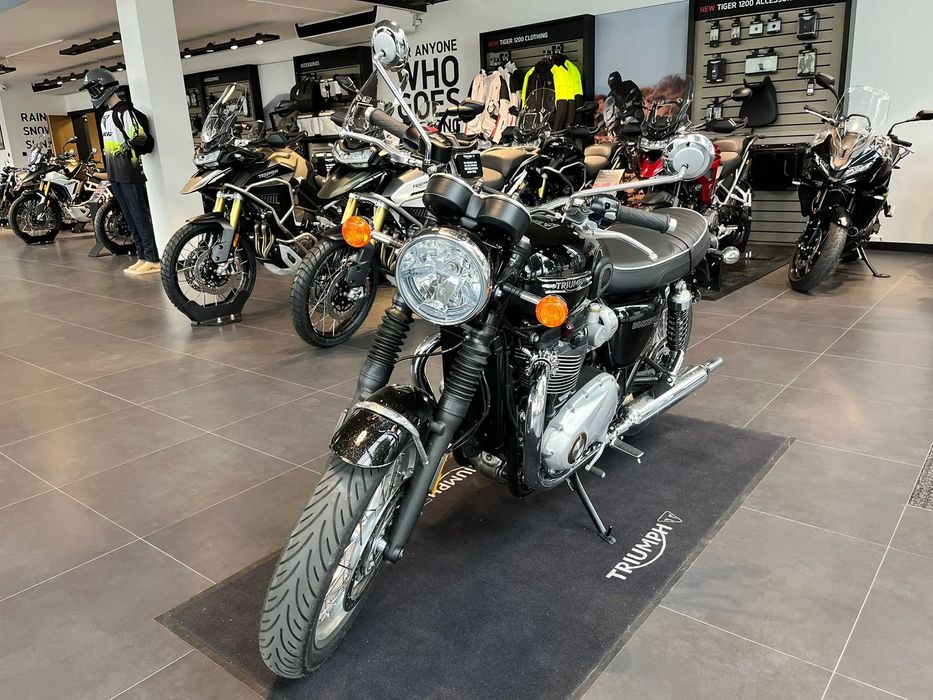 Triumph Bonneville T120 | Wyprzedaż motocykli demonstracyjnych