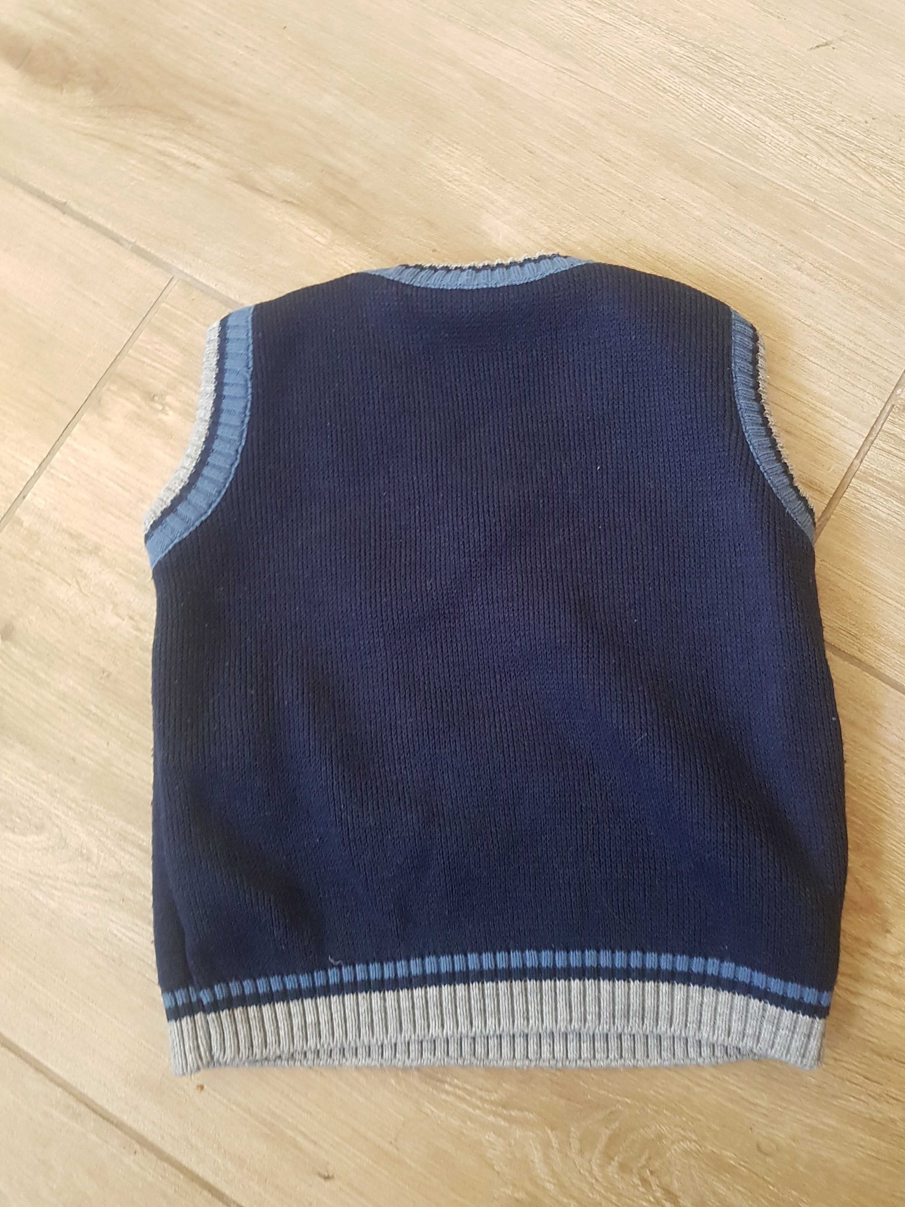 Elegancka kamizelka dla chłopca