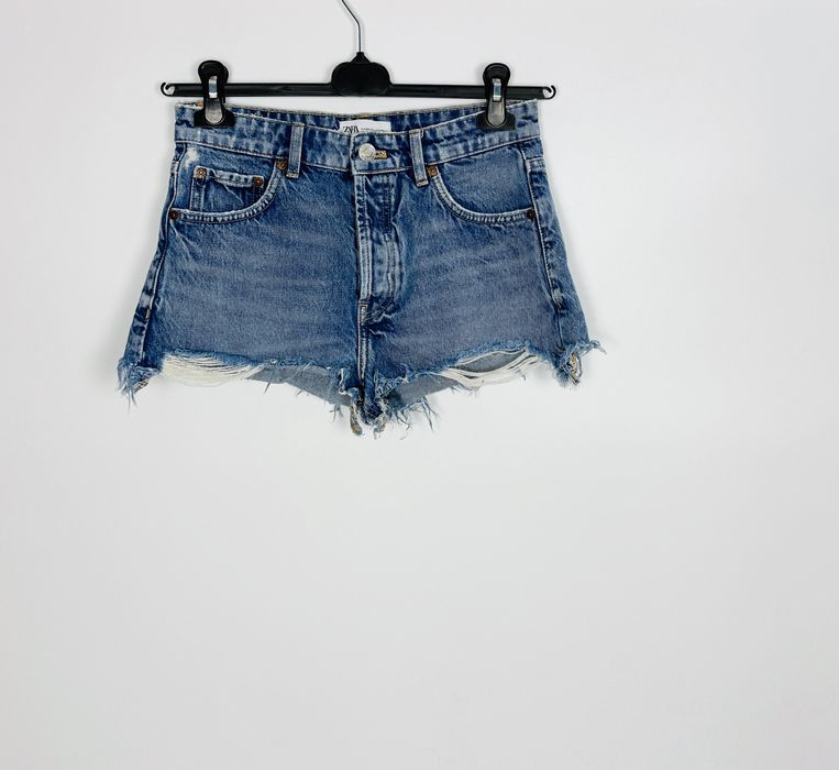 Krótkie denimowe szorty z przetarciami XS 34 ZARA