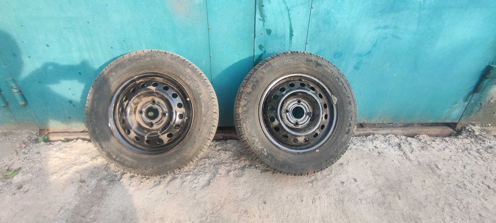 Продам колеса с резиной на 13 зима