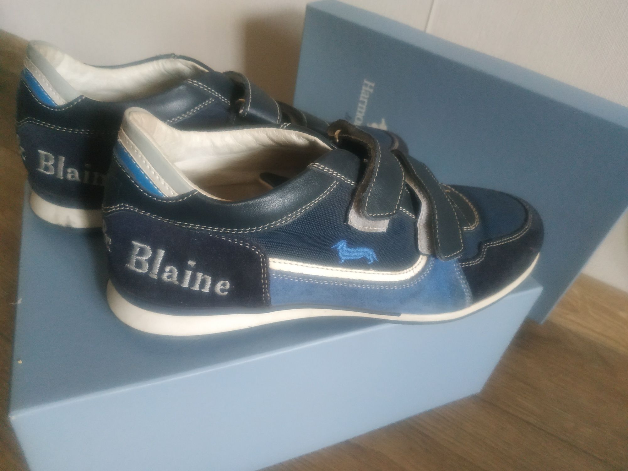 Кожаные кроссовки Harmont&Blaine (Италия) оригинал, 37 р