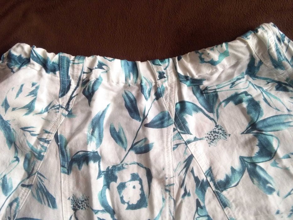 Spódnica w kwiaty letnia wiosenna biała niebieska lato retro vintage