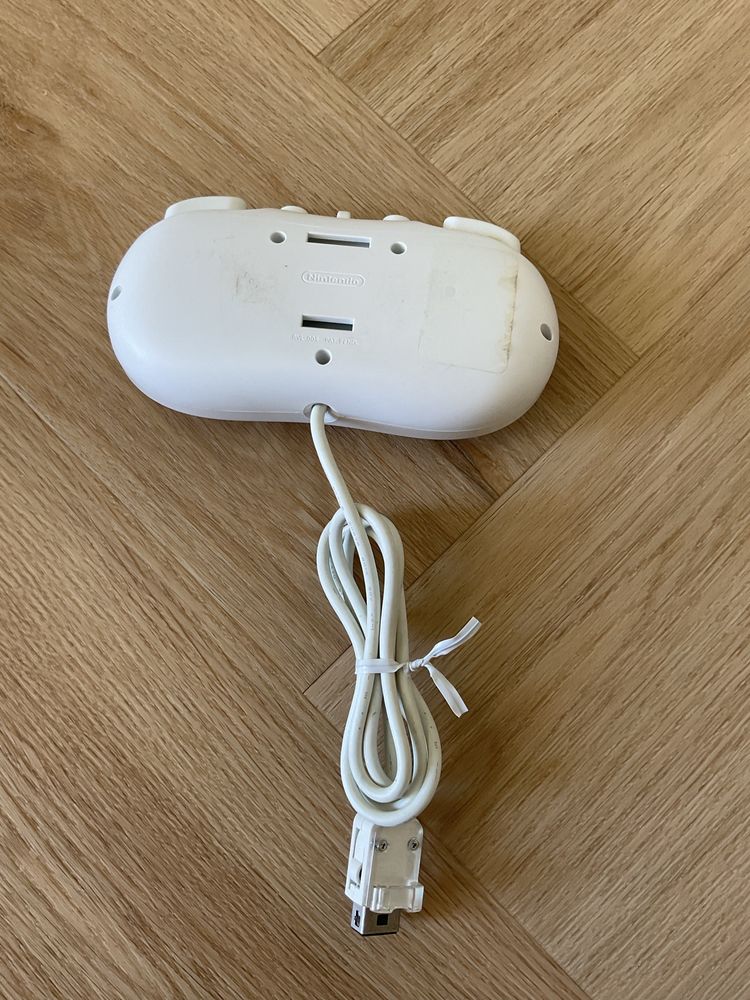 Nintendo wii classic controller