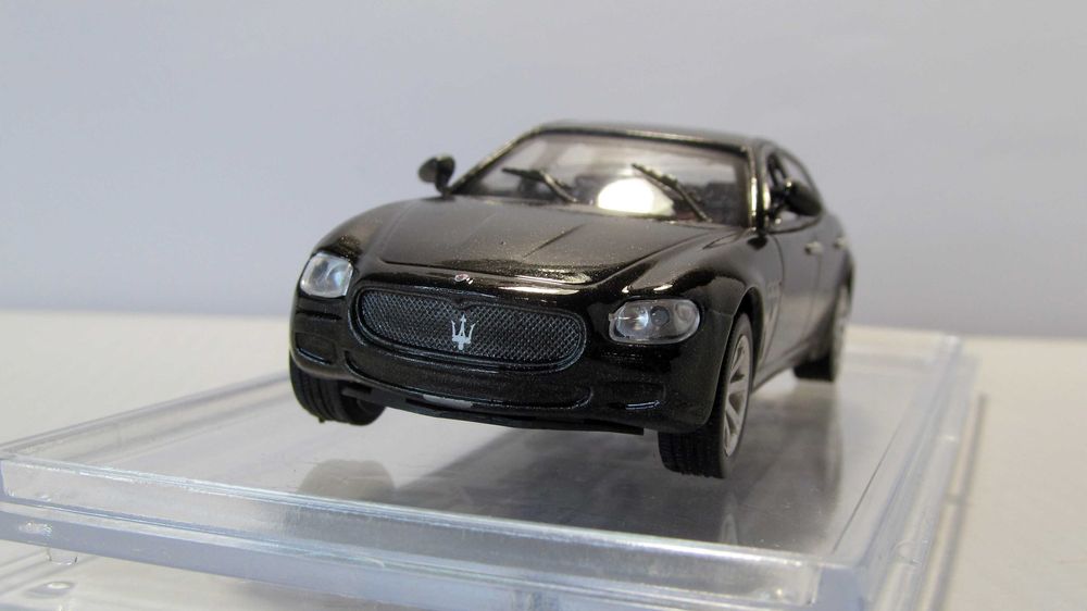 Модели Facel Vega, Maserati, Mazda CX-5 1:43. Конверсия Maserati 2009