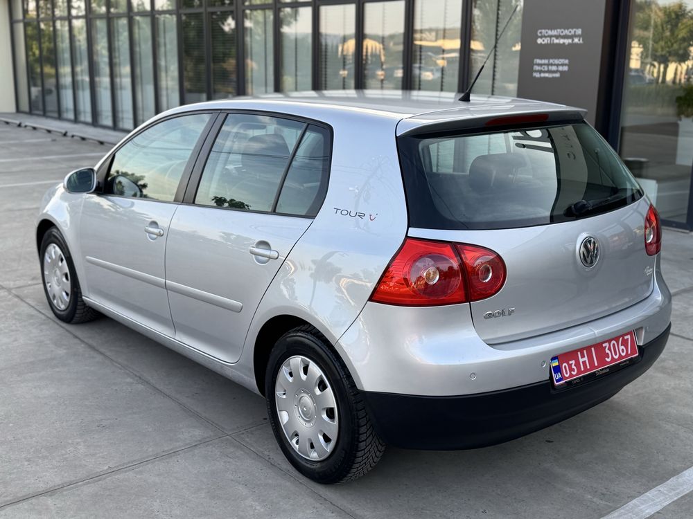 Свіжопригнаний Golf 5 TOUR 1.4mpi 2007рік