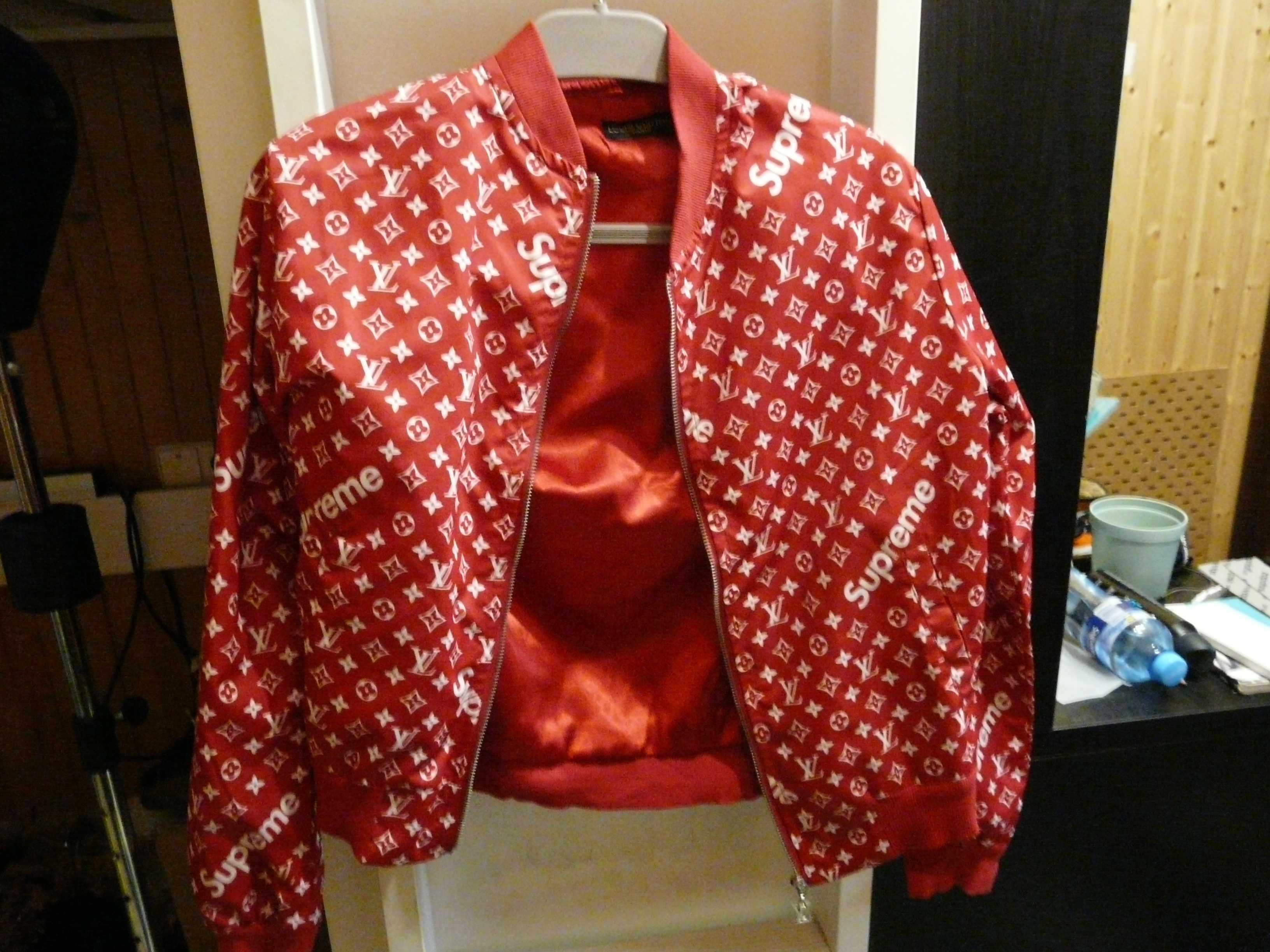 Luis Vuitton x supreme bomberka