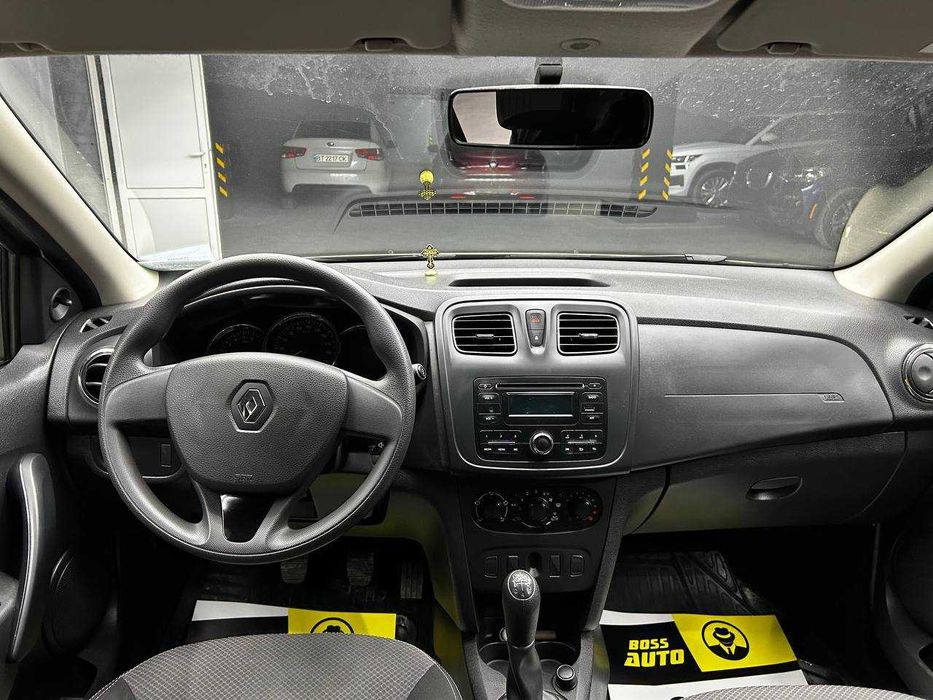 Renault Logan 2015