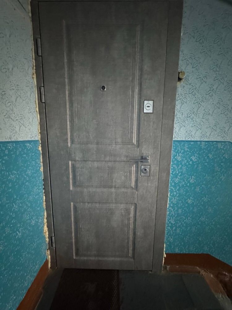 Продаж 3-х кімнатної чешки. Бульвар