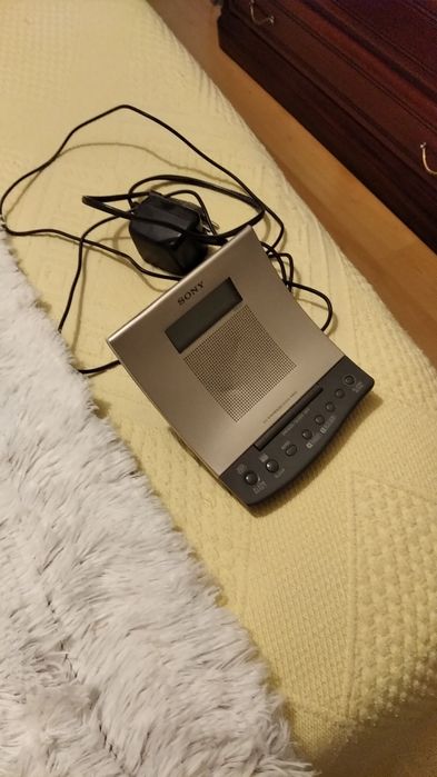 Rádio despertador SONY