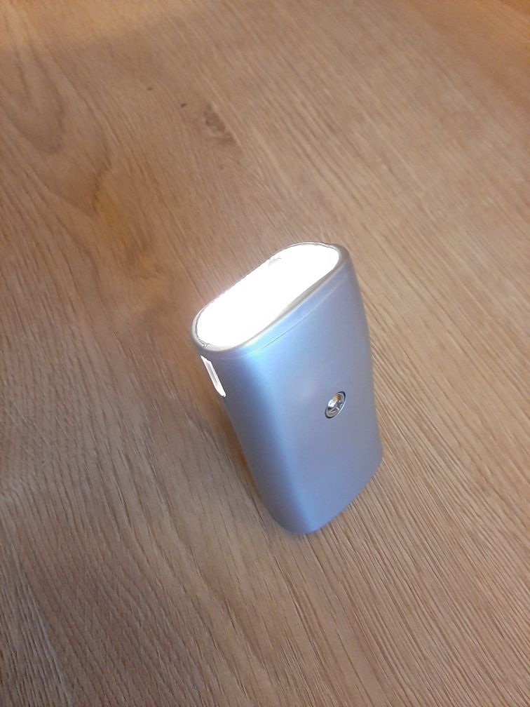 lampa lampka rowerowa przednia srebrna z bateriami w komplecie