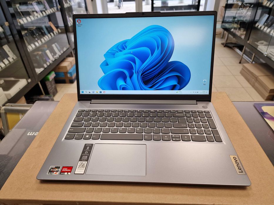 Lenovo Ideapad Slim 3 15IABR8/ R5 7530U 2.00 GHz/ 8GB/ 512GB/ W11 Home