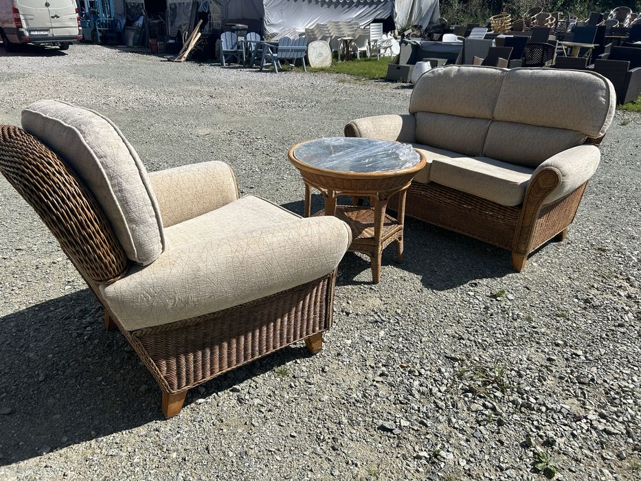 Fotele rattanowe i kanapy
