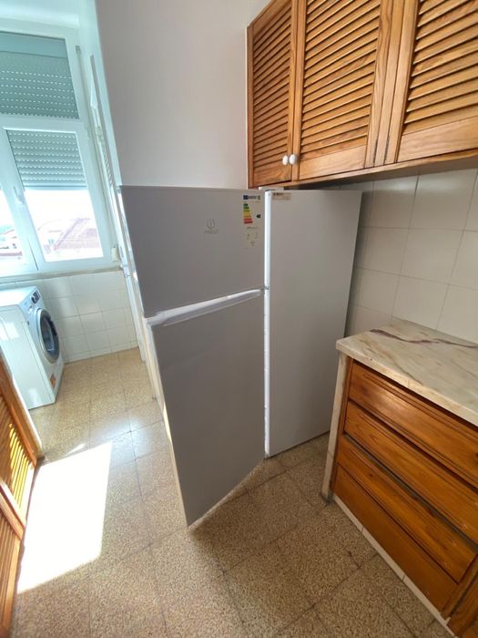 Frigorífico Novo - Indesit I55TM 4120 W 2