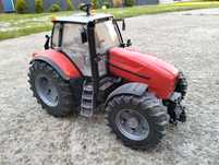 Traktor ciągnik bruder