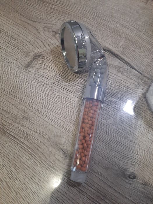 Zmineralizowana słuchawka prysznicowa Nowa