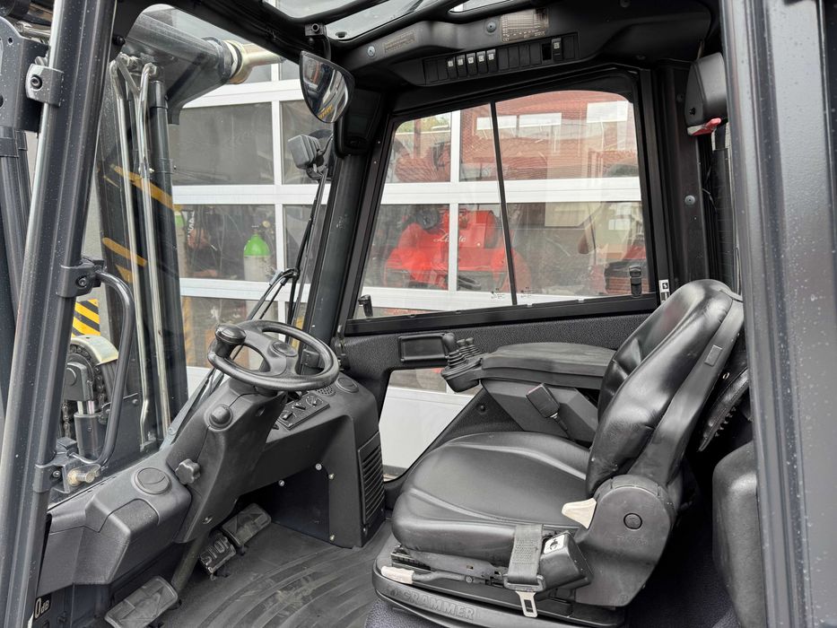 Wózek widłowy Linde H25T-01 2012 rok TRIPLEX WOLNY SKOK KABINA 469