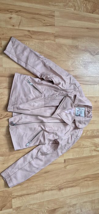 Kurtka skóropodobna różowa