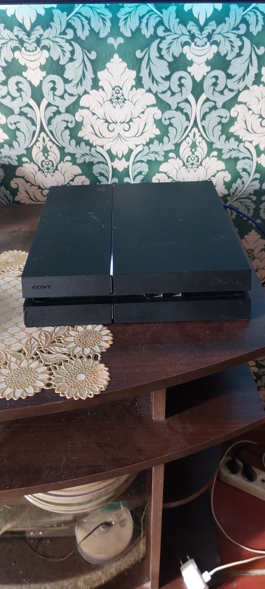 Ps 4 без контроллера,без сетевого кабеля,без HDMI