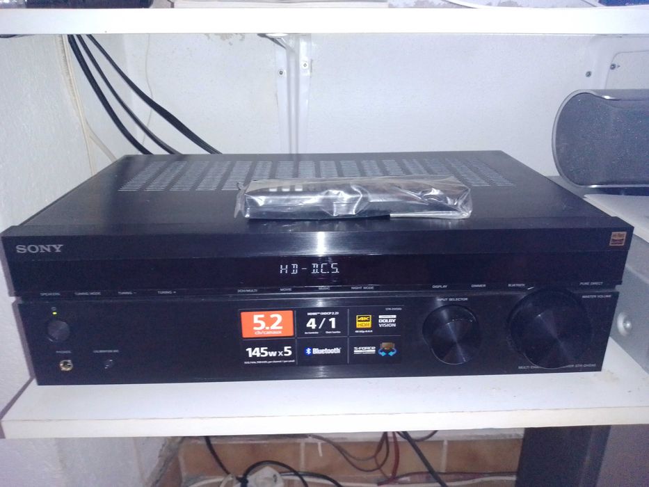 Recetor AV de Cinema em casa de 5.2 Sony STR-DH590 com 7 Colunas.