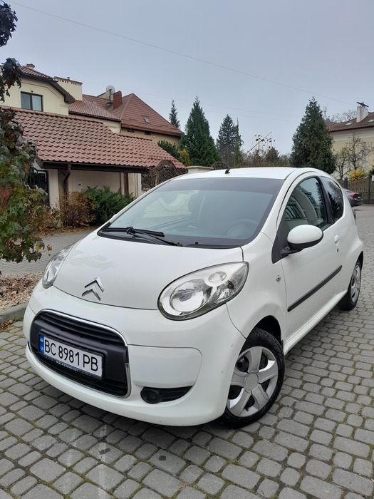 Продам Citroen c1 2010
