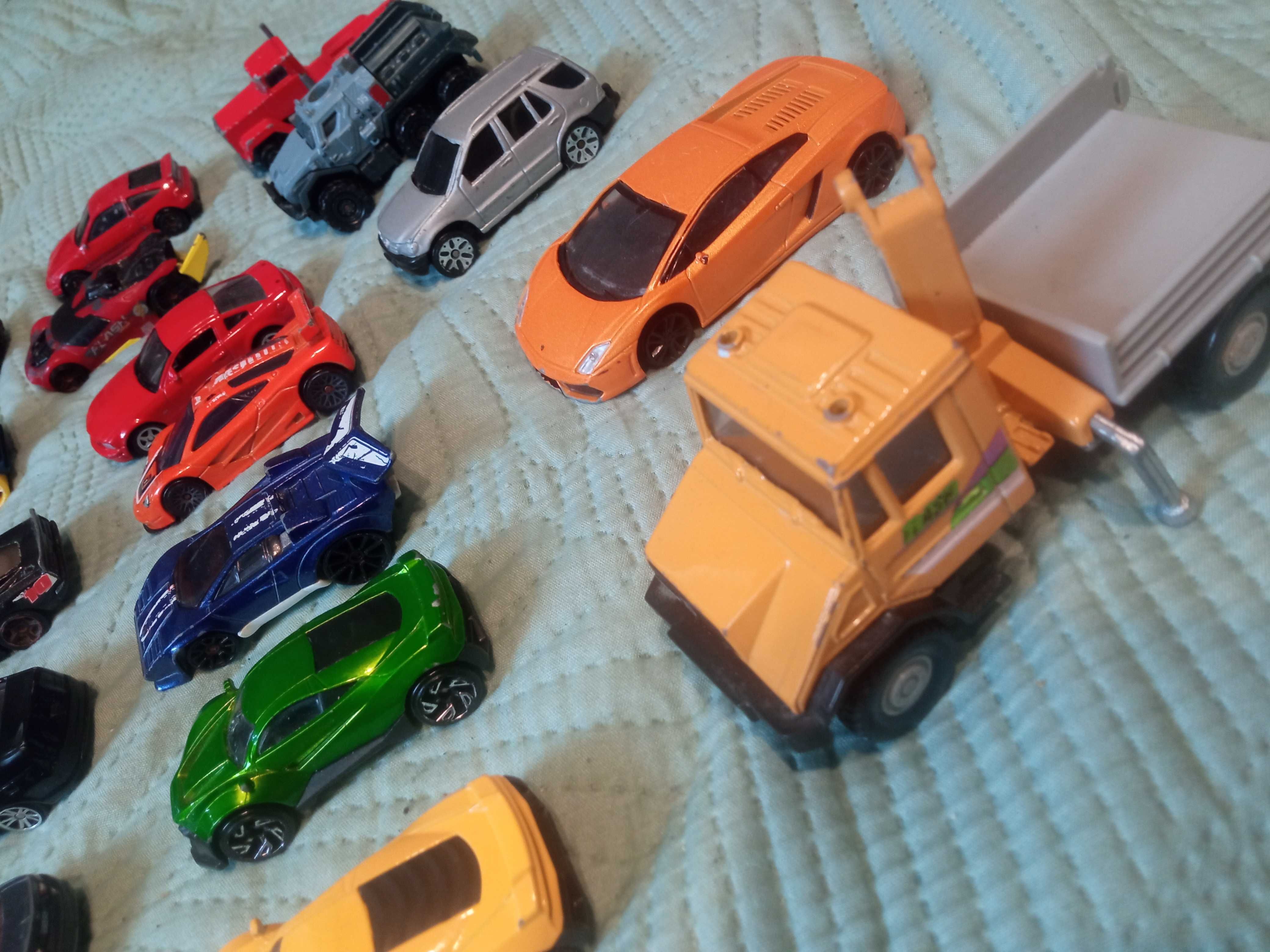 Zestaw autek hot wheels Matchbox Welly Majorrette