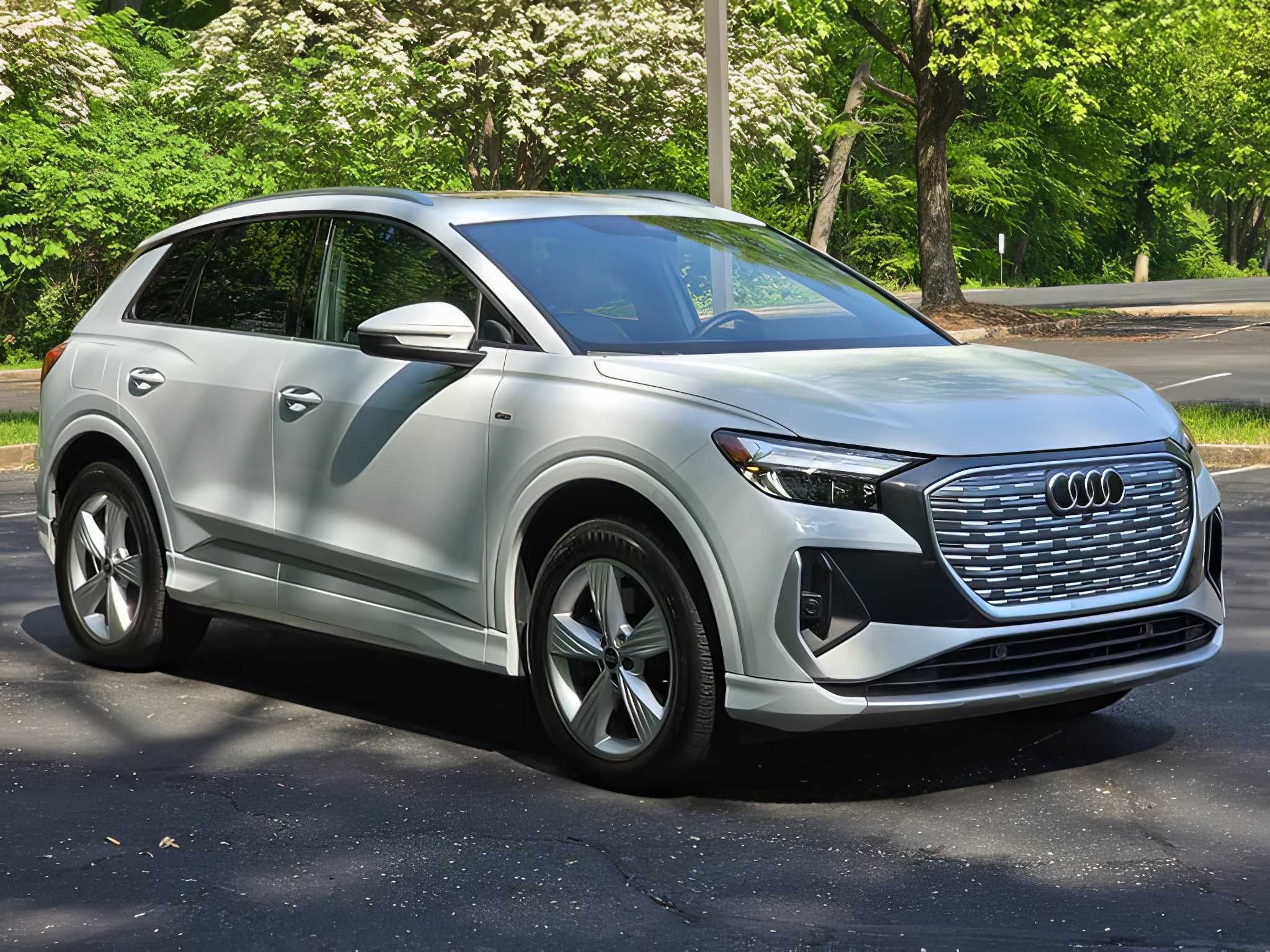 2023 Audi Q4 e-tron quattro