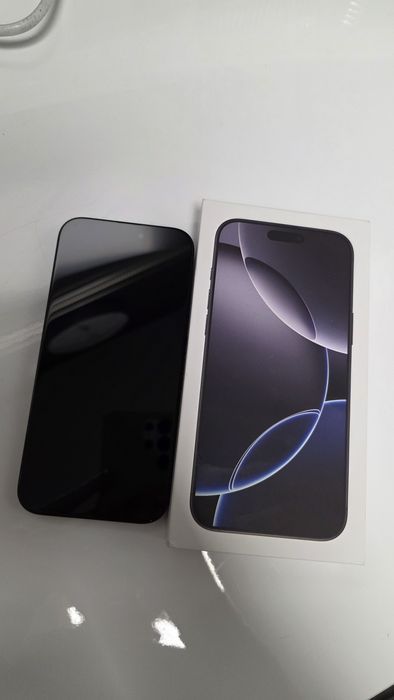 Iphone 16 pro max na gwarancji