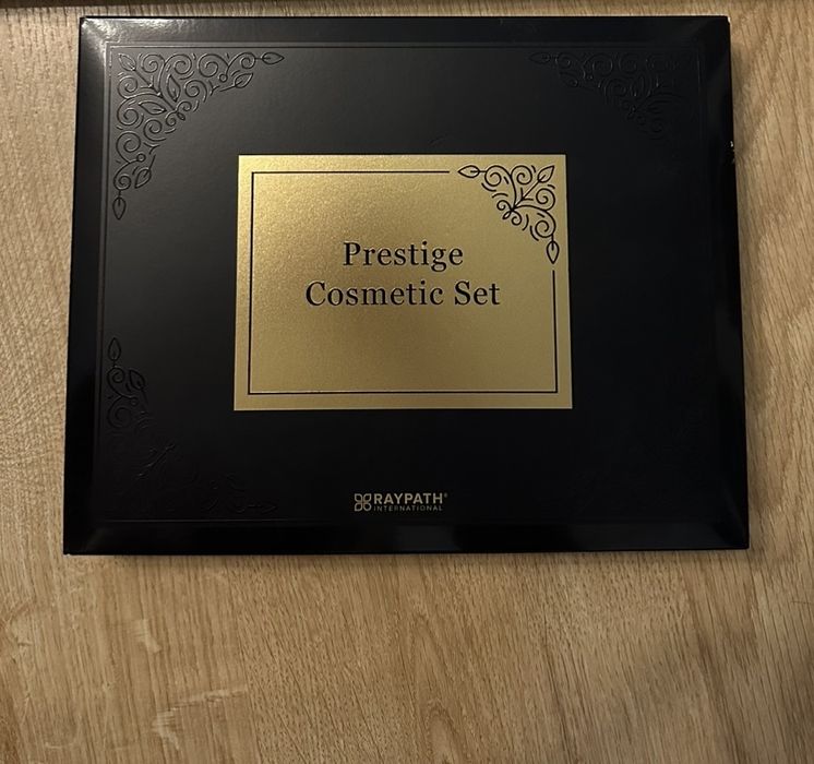 Zestaw kosmetyczny Prestige Cosmetics Set Raypath
