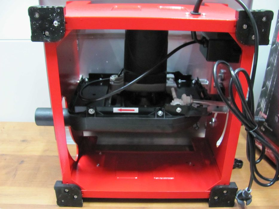 Циркулярна пила нахил двигуна під кутом Einhell TC-TS 210 з Німеччини