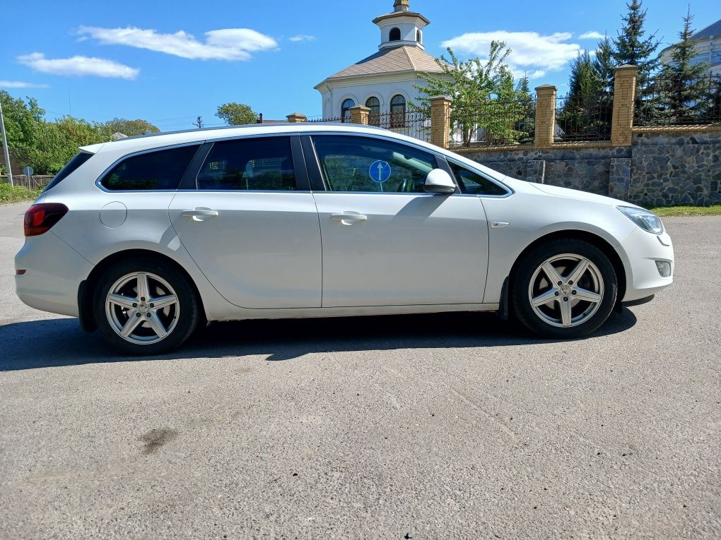 Opel Astra Sports Tourer