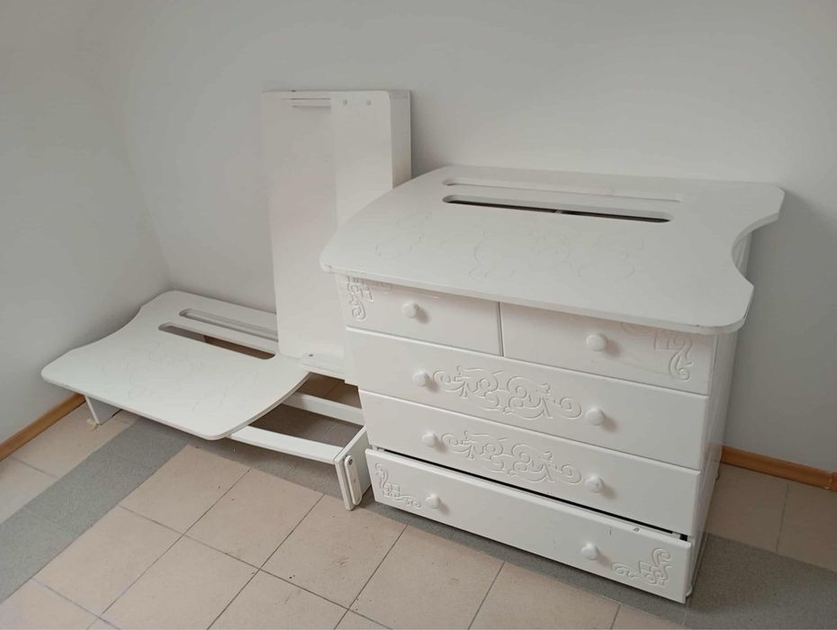 Дитячий комод-пеленатор