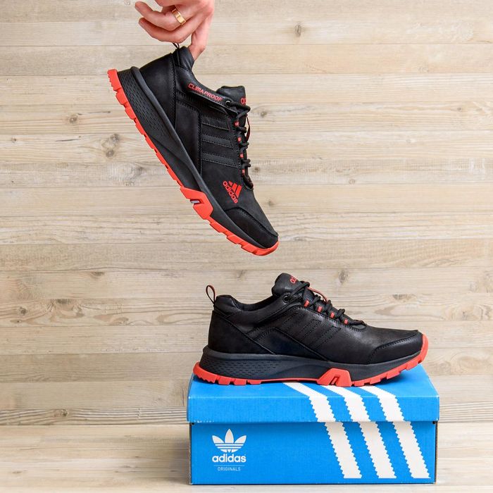 Кроссовки на каждый день мужские кожаные Adidas демисезонные