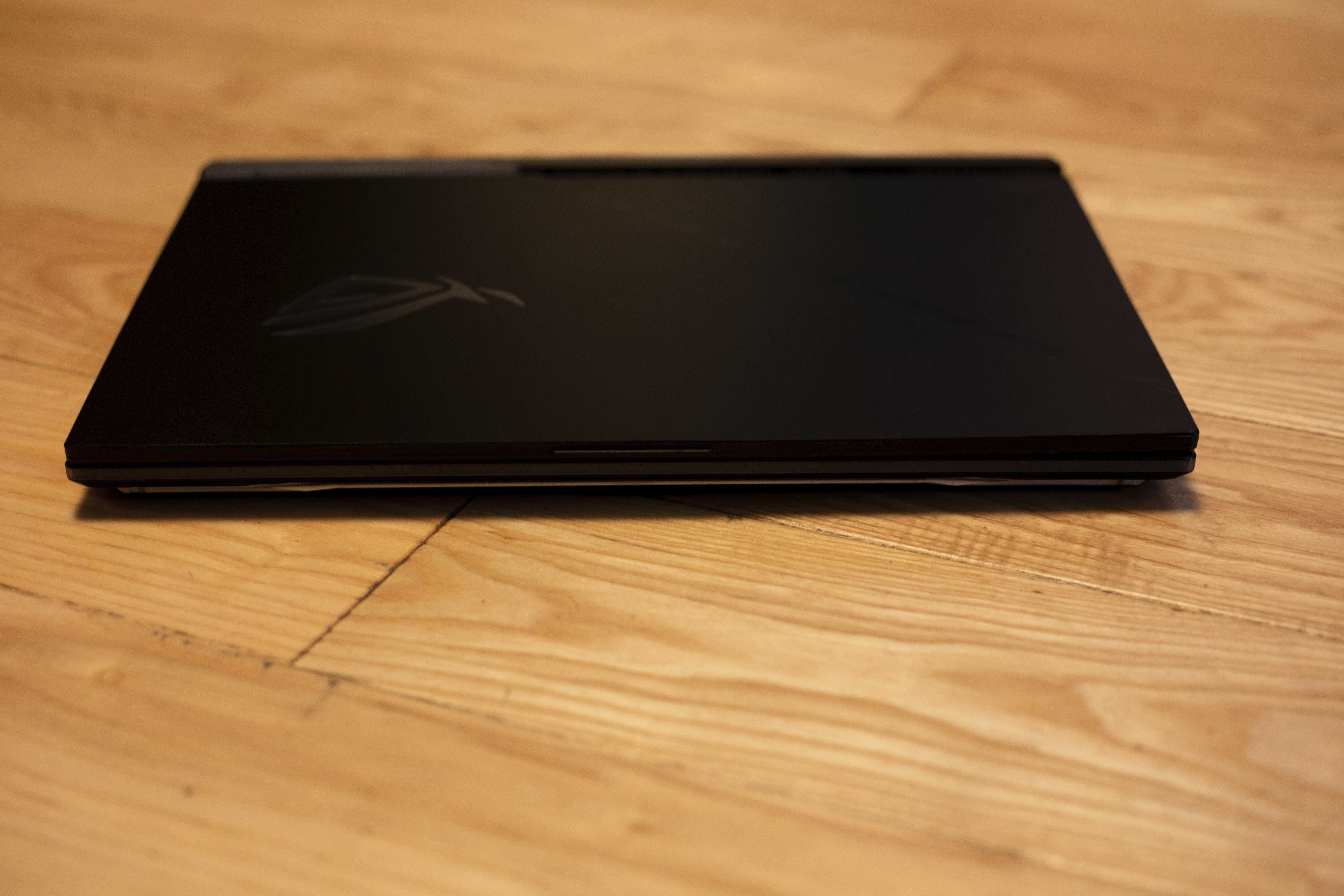 Laptop Gamingowy ASUS rog strix scar i9 12900 rtx3080 32 ram 1TB SSD