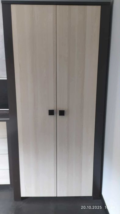 Sprzedam zestaw mebli