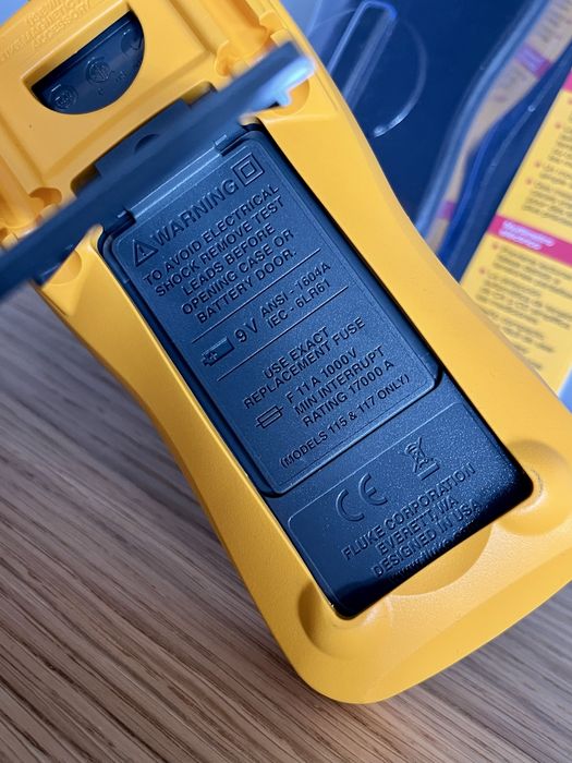 FLUKE multimeter 114 NOWY
