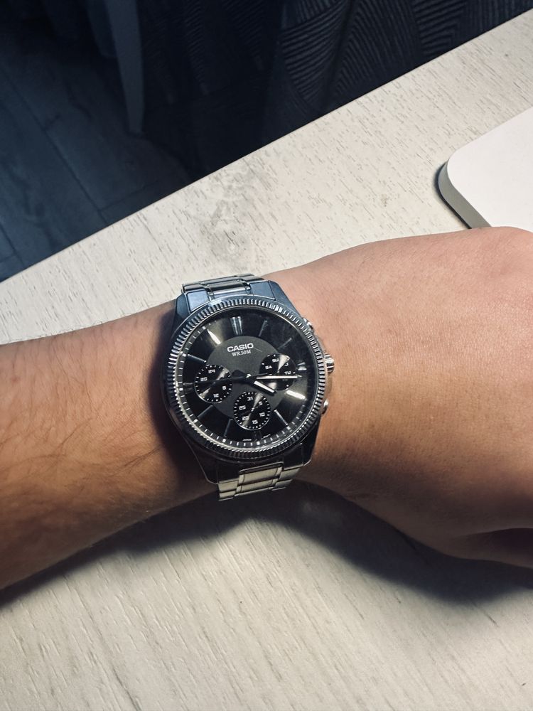 Чоловічий годинник CASIO MTP-1375D-2A1