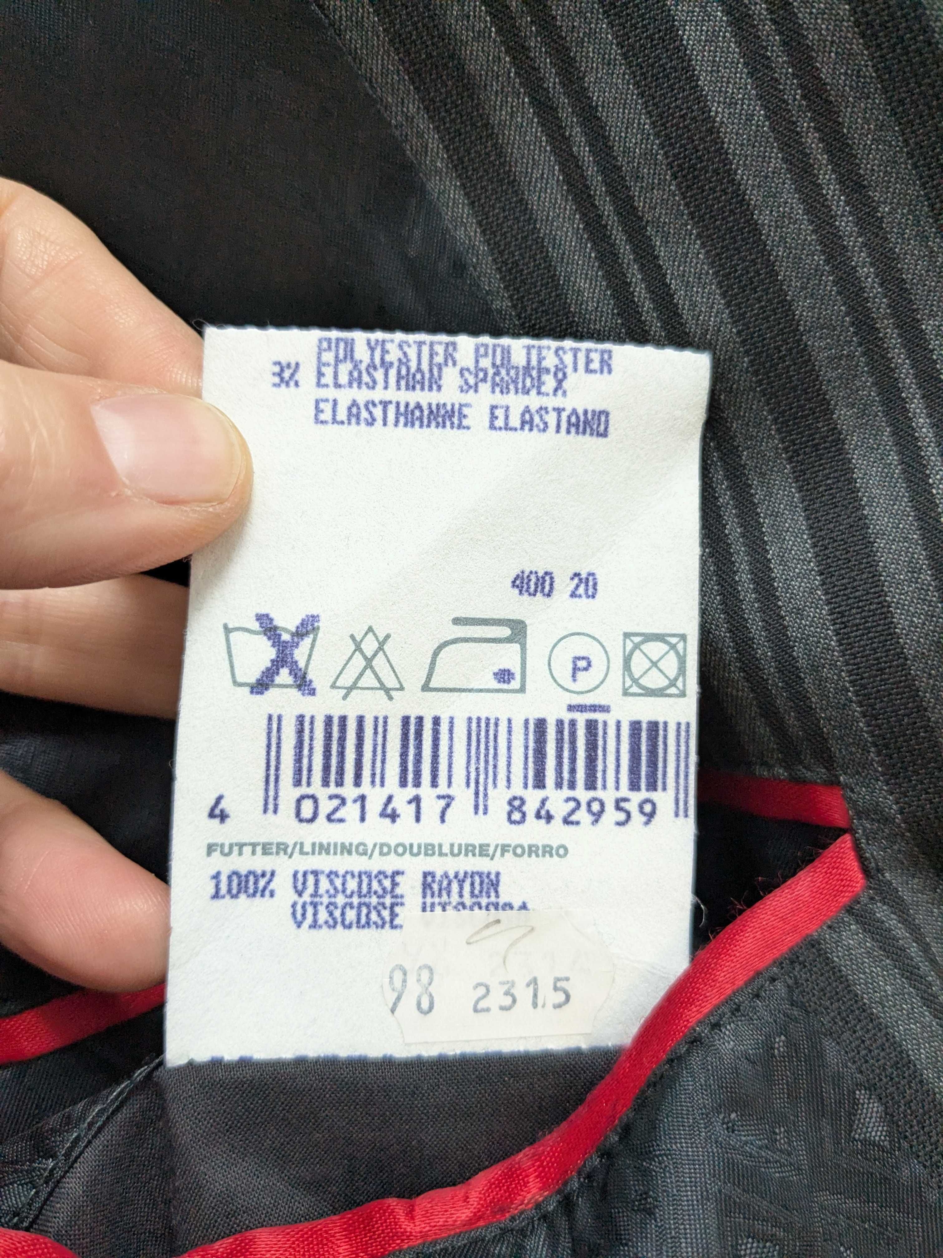 Garnitur wełniany Hugo Boss rozm. 98