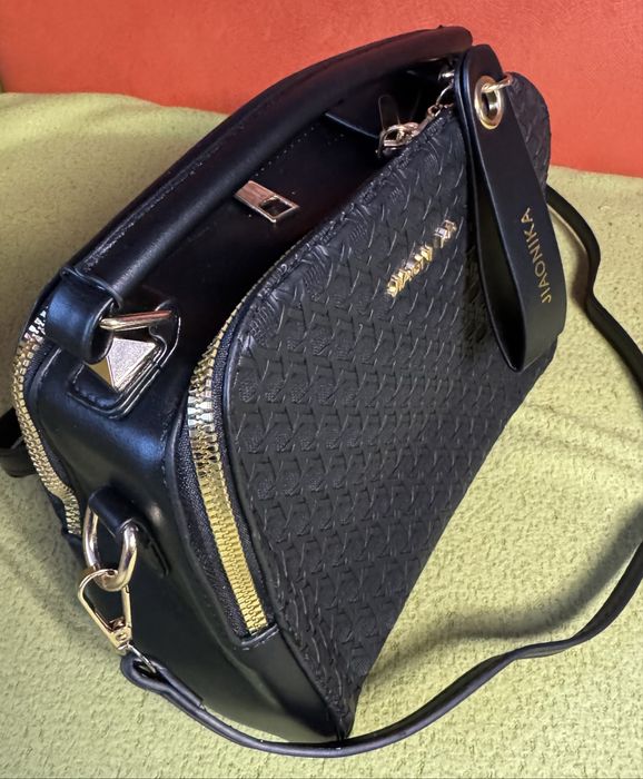 Продам стильну сумочку